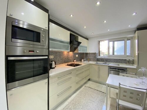 Апартаменты Missafir Stunning Flat With Terrace in Caddebostan в Кадыкёй