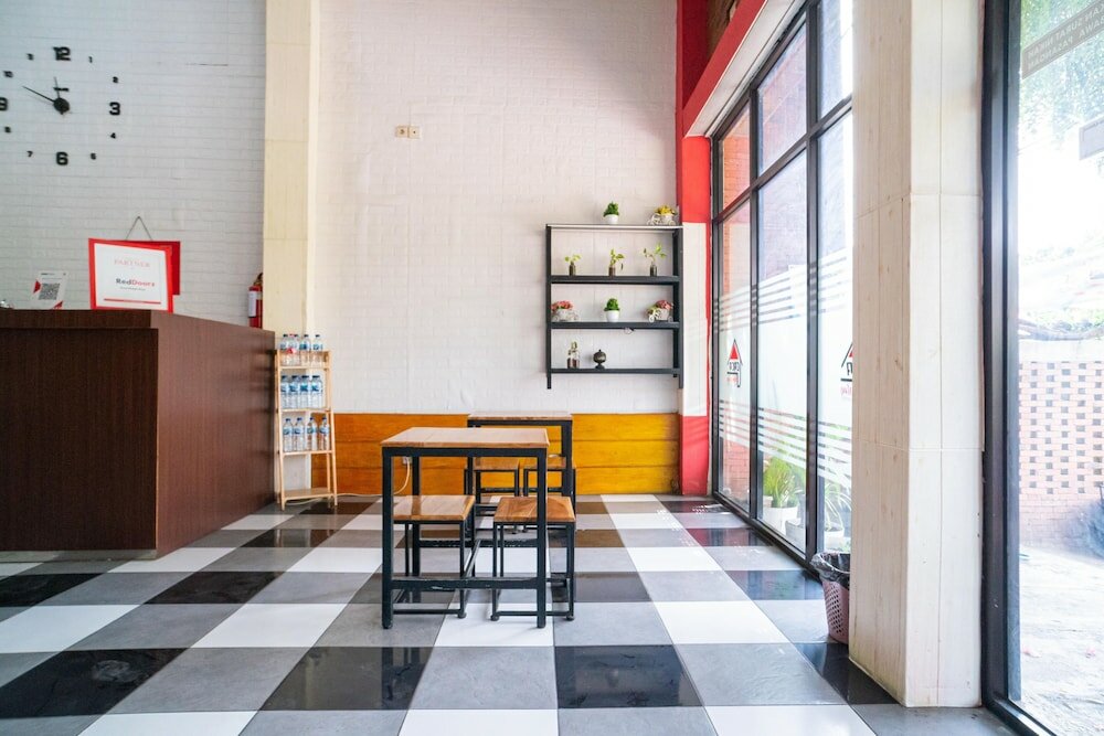 Фото RedDoorz Syariah @ Selomangleng Kediri