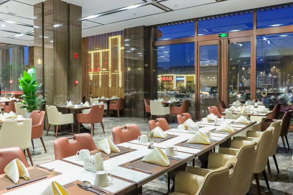 Фото Yun-ray Phoenix Hotel