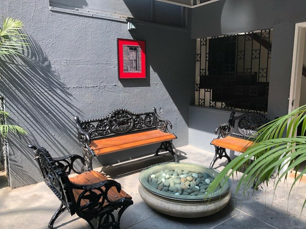 Фото Oyo 749 Hotel Ketan