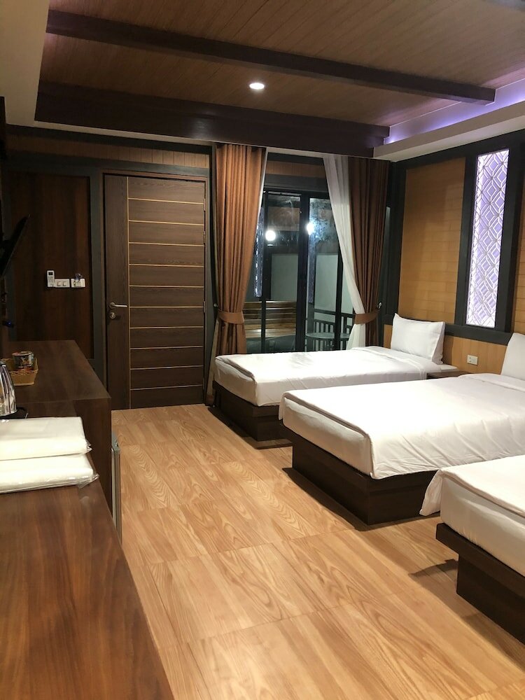 Фото Thalang Resort