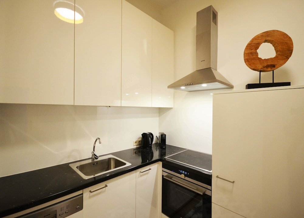 Фото Cozy Apartment near The Town Hall Vienna