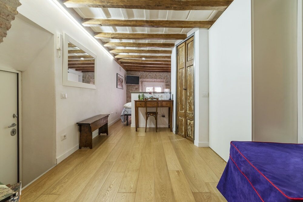 Фото Largo di Torre Argentina Cozy Studio