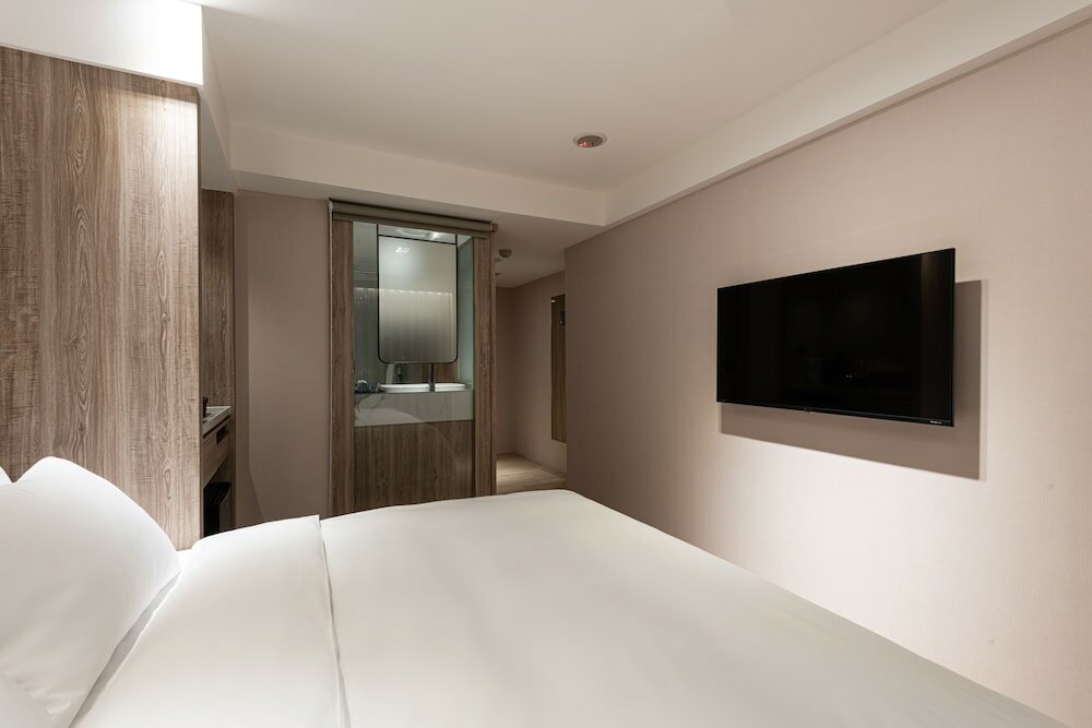 Фото Spring's Rhapsody Hotel