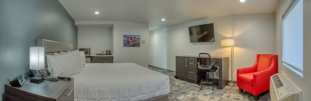 Фото Post Time Inn