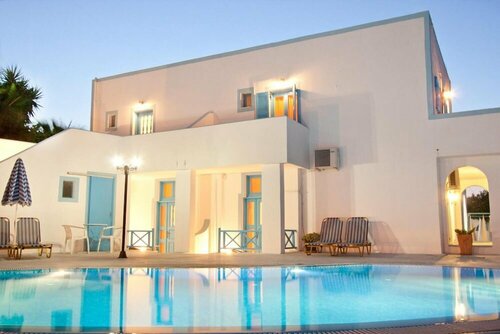 Гостиница Villa Pelekanos в Картерадосе