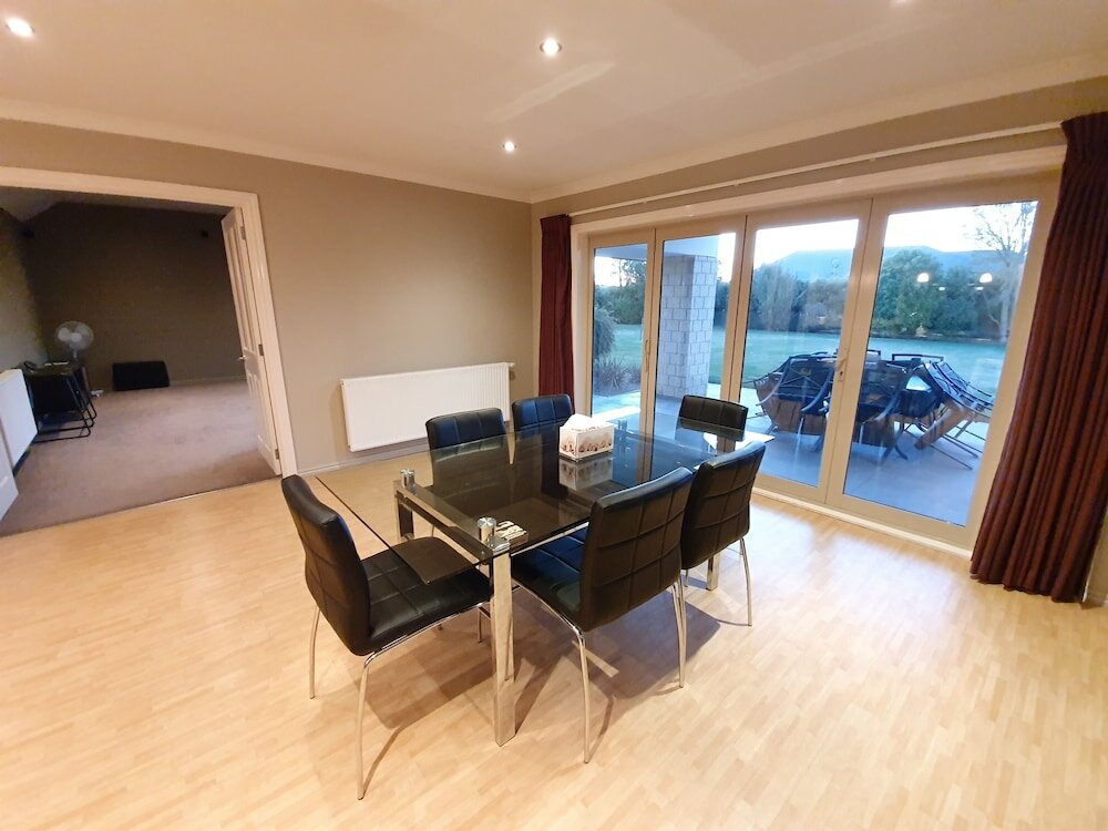 Фото Claremont Country Lodge B&b