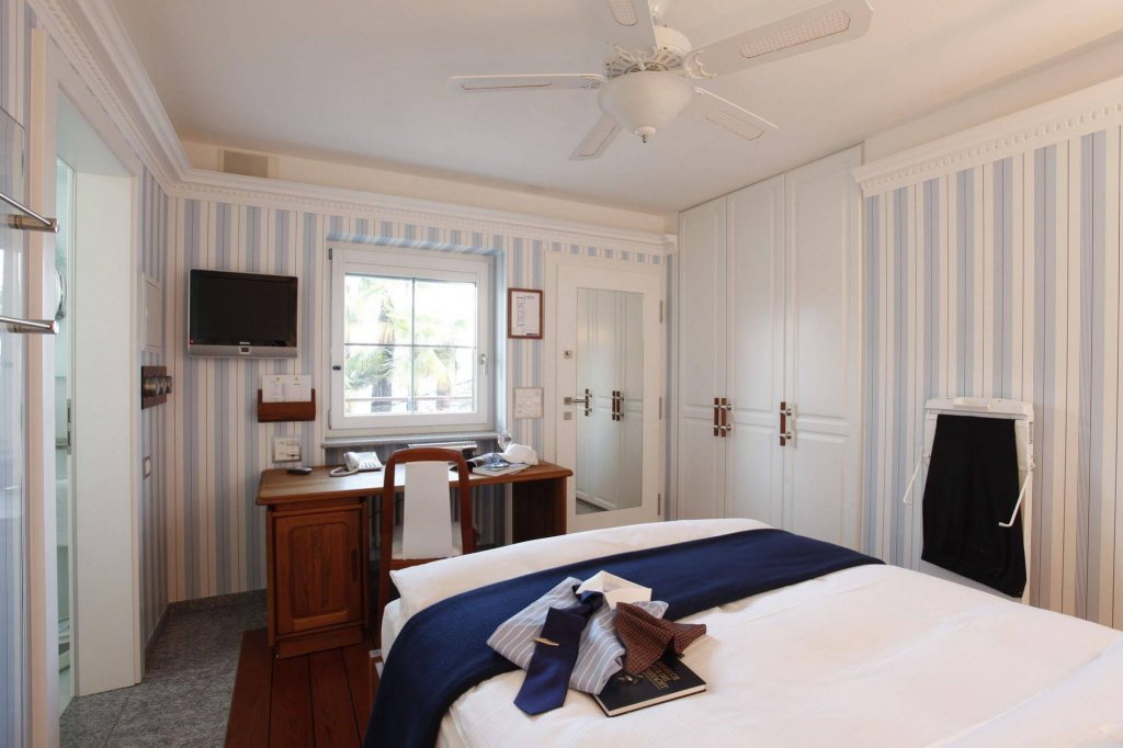 Фото Yachtsport Resort Lago Maggiore