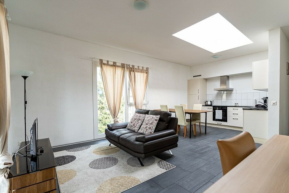 Фото Los Lorentes Residences - Bulle