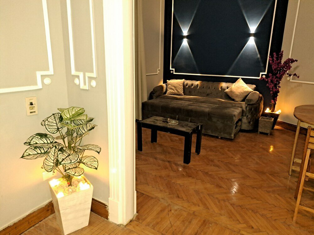 Фото Downtown Family Suites