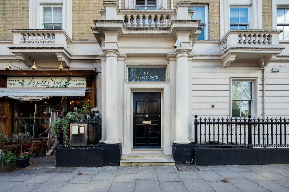 Фото отеля 3