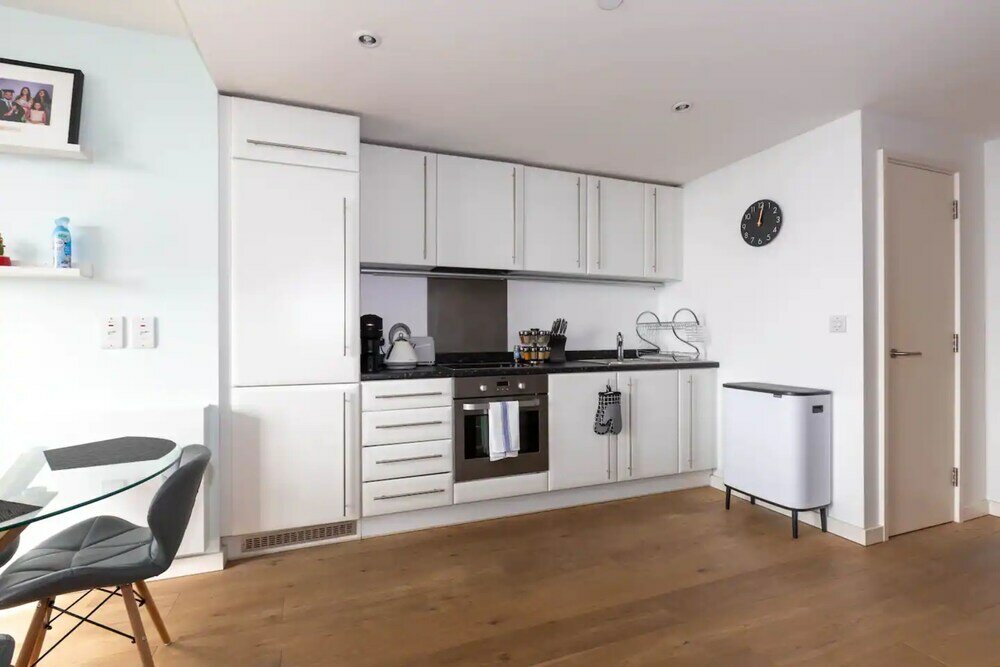 Фото Bright New 1 Bedroom Flat in Elephant and Castle