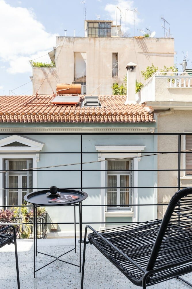 Фото Elliot Neapoli