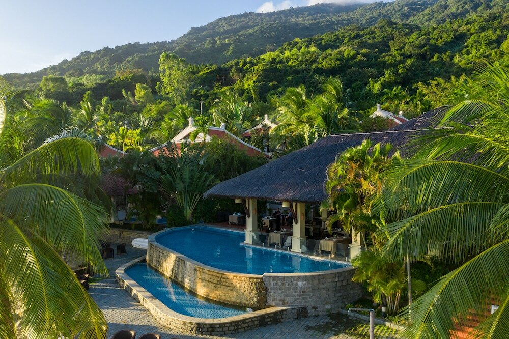 Фото Son Tra Resort & Spa