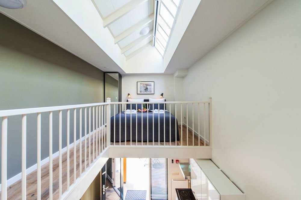 Фото Allure Garden Apartments