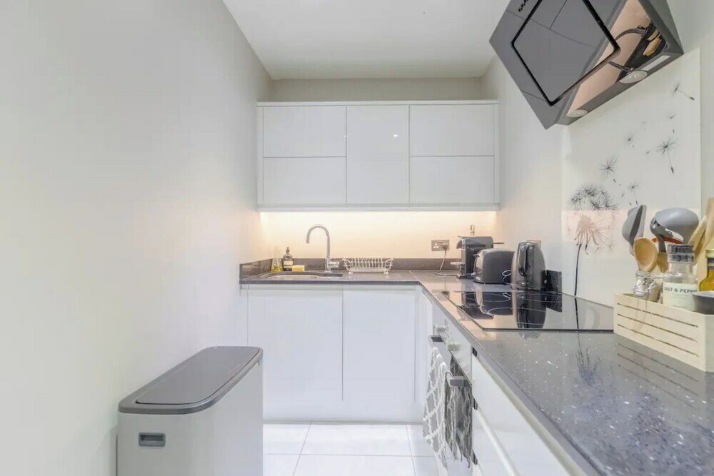 Фото Modern Studio Flat - 1 min to Paddington Station