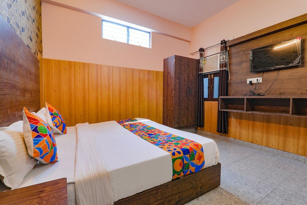Фото Fabhotel Gsv Inn