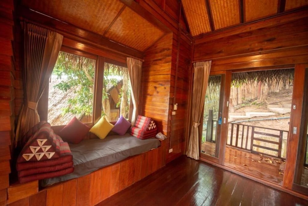 Фото Sawan Sunset Resort