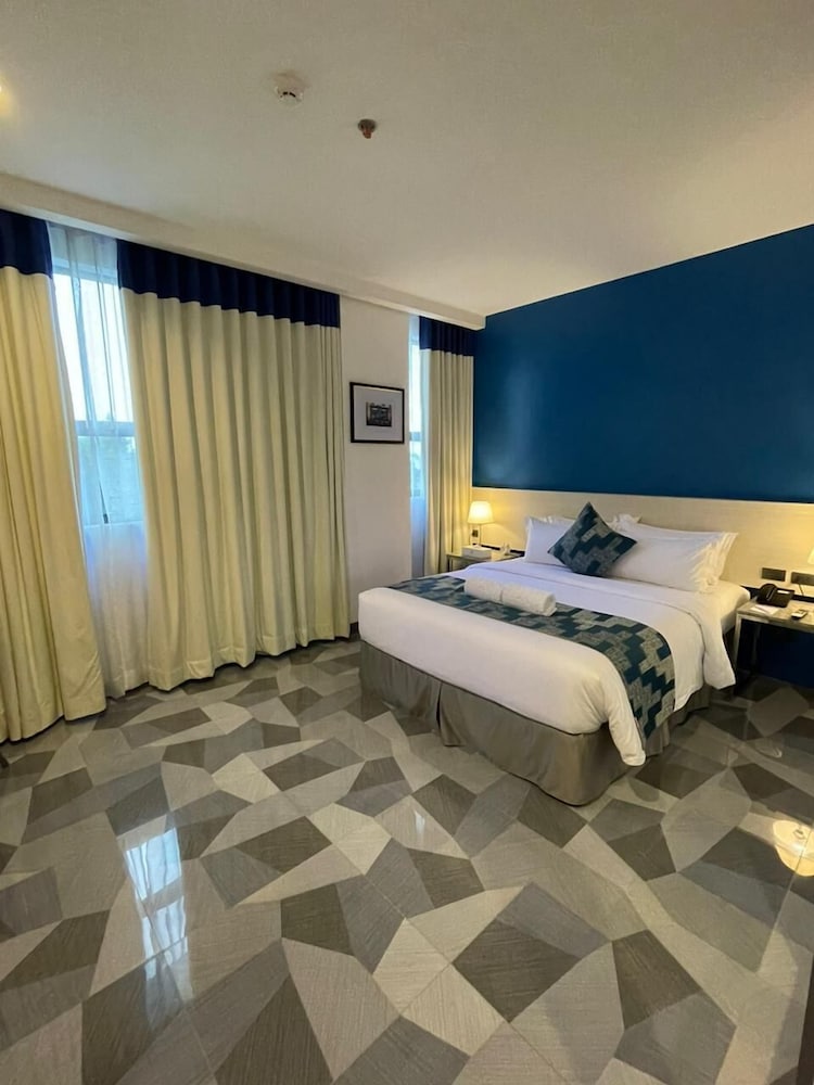 Фото Stacia Hotel