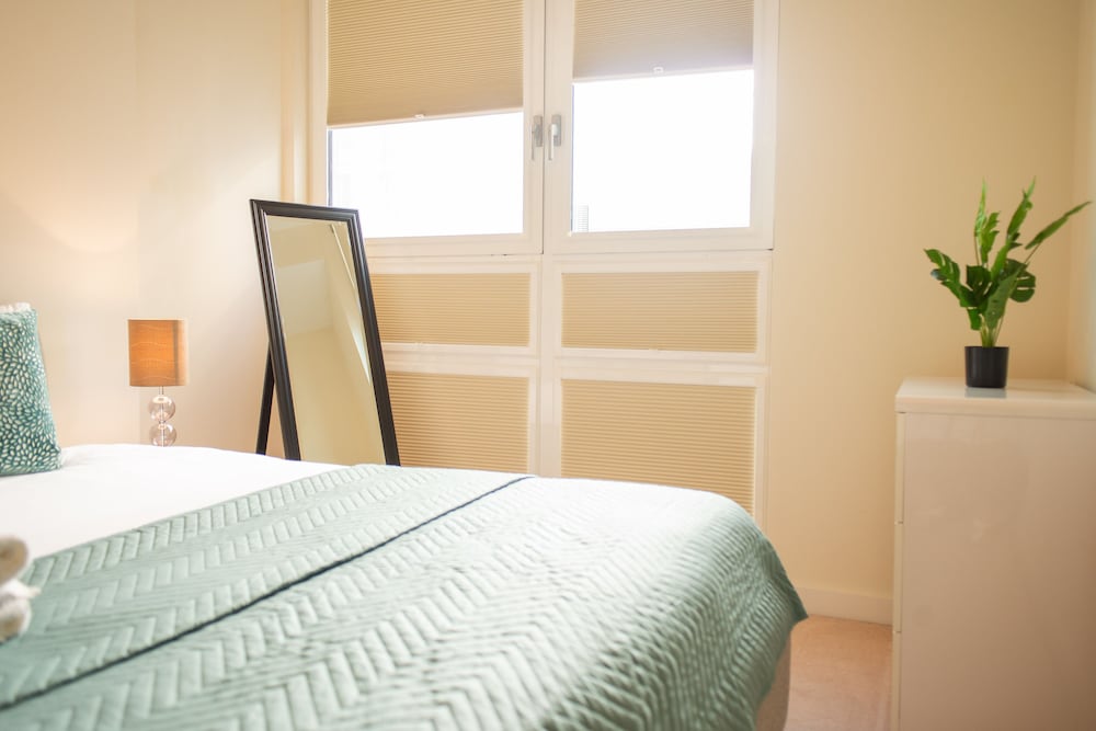 Фото One Bed Serviced Apt Moorgate