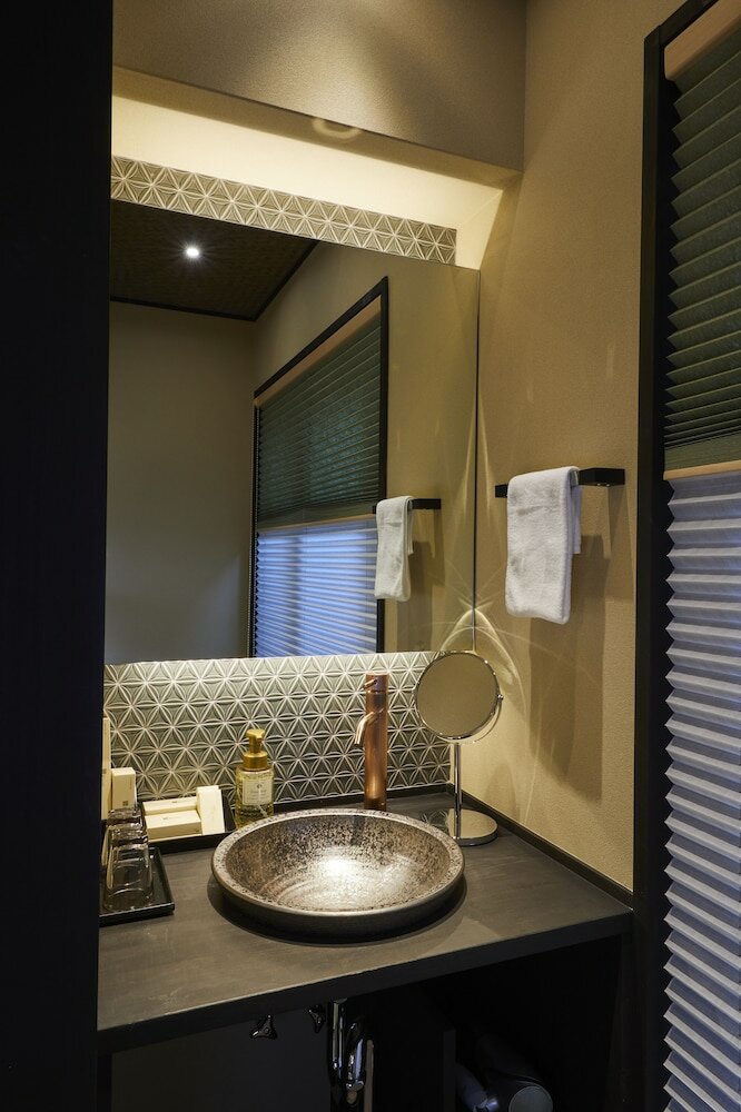 Фото Rinn Nishiwakamatsu