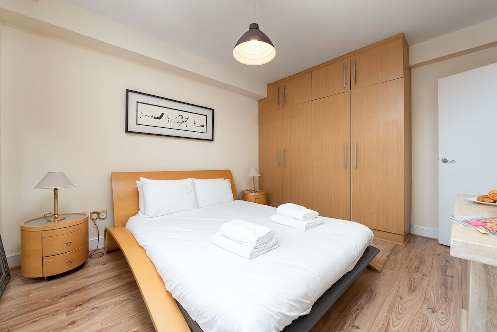 Фото Chelsea Cloisters by Capital