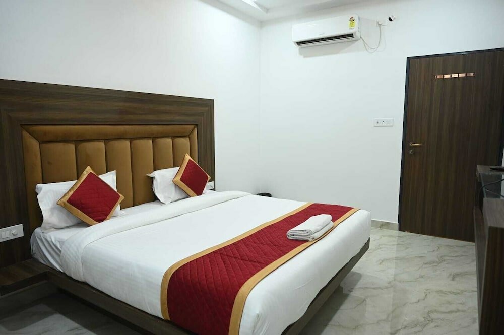 Фото Hotel Rs Inn