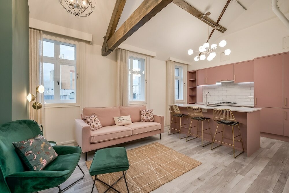 Фото Castle Buildings