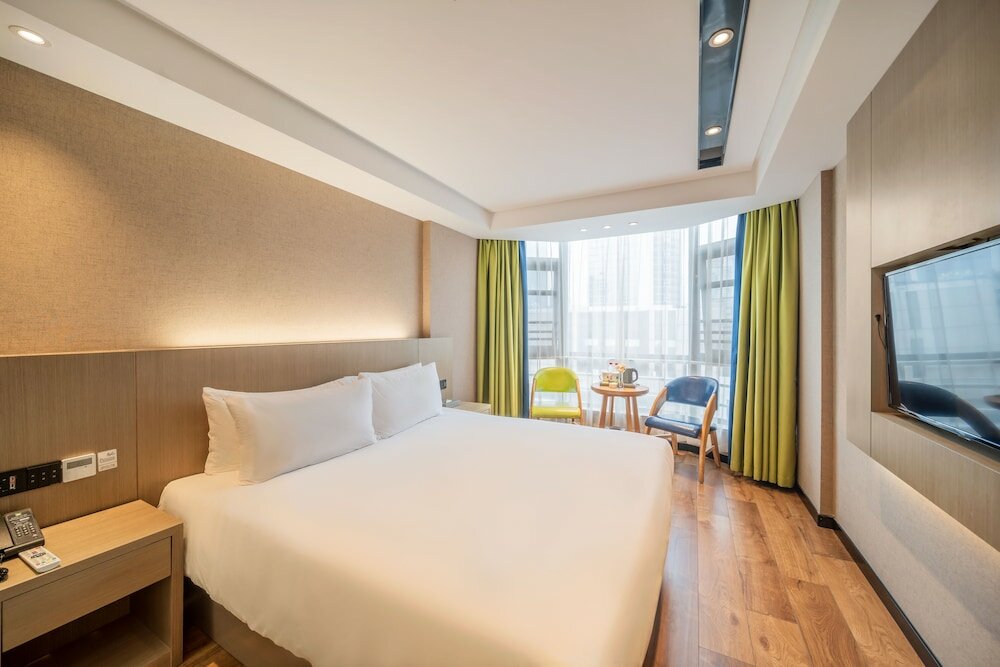 Фото Ibis Styles Fuzhou Wuyi Square Hotel