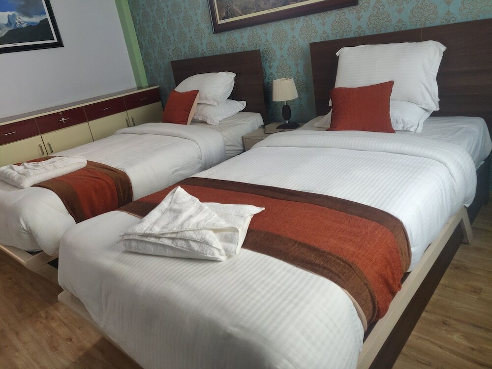 Фото Himalayan Hotel and Service Apartments