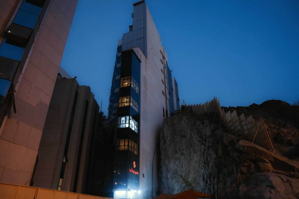 Фото Nour Al Thuria Hotel