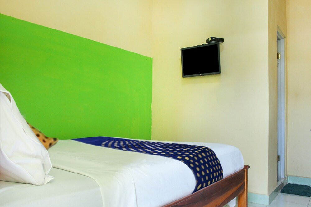 Фото Spot On 91227 Al Bayt Syariah Guest