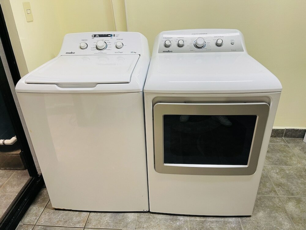 Фото The Rainier Bed & Breakfast 2