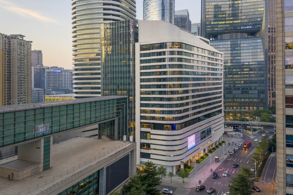 Фото H'Elite Hotel