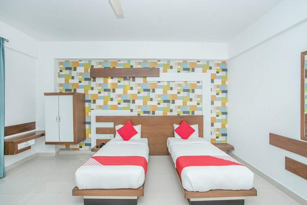 Фото Collection O 3175 Pluspoint Suites