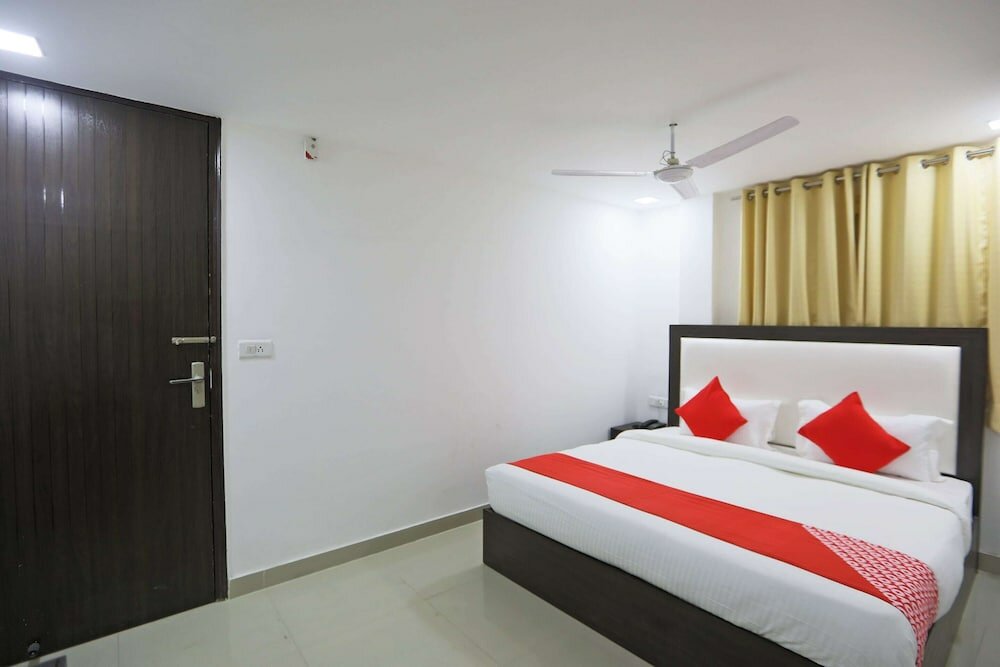 Фото Oyo 48664 White House