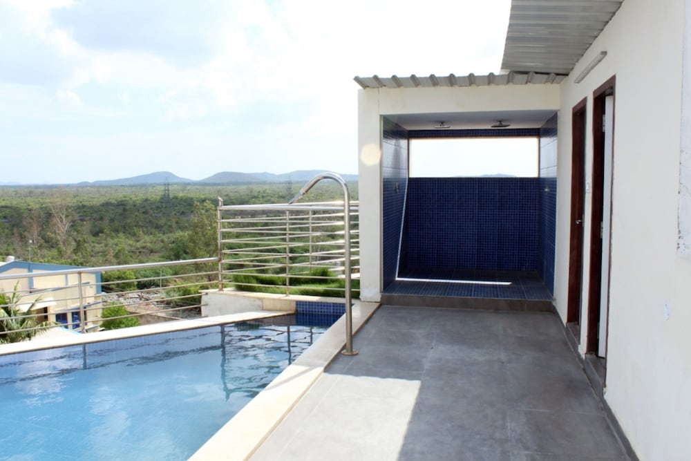 Фото Alegria Whitehouse Mambakkam