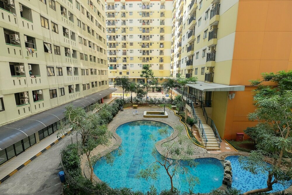 Hotel Comfortable and Homey Studio Apartment at Kebagusan City, Jakarta, photo