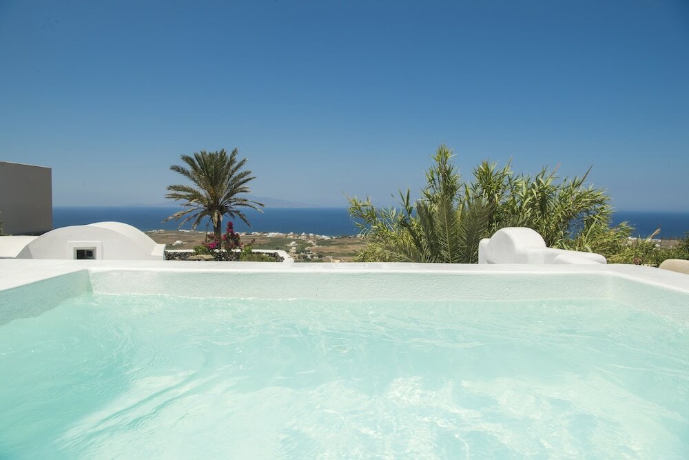 Фото Aqua Serenity Luxury Suites - Adults Only