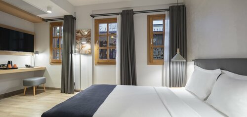 Гостиница Mellow Blue Hotel & Restaurant в Сеферихисаре