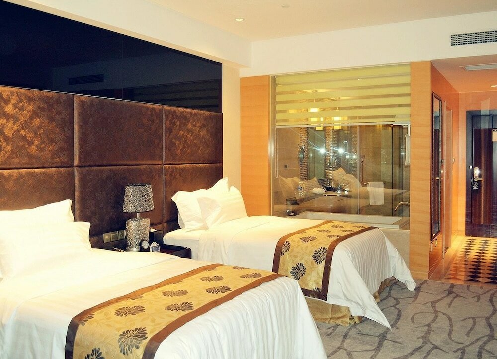 Фото Days Hotel & Suites by Wyndham Hengan Chongqing