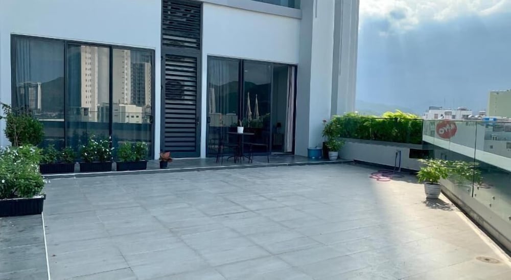 Фото Wise Stay Scenia Bay Nha Trang