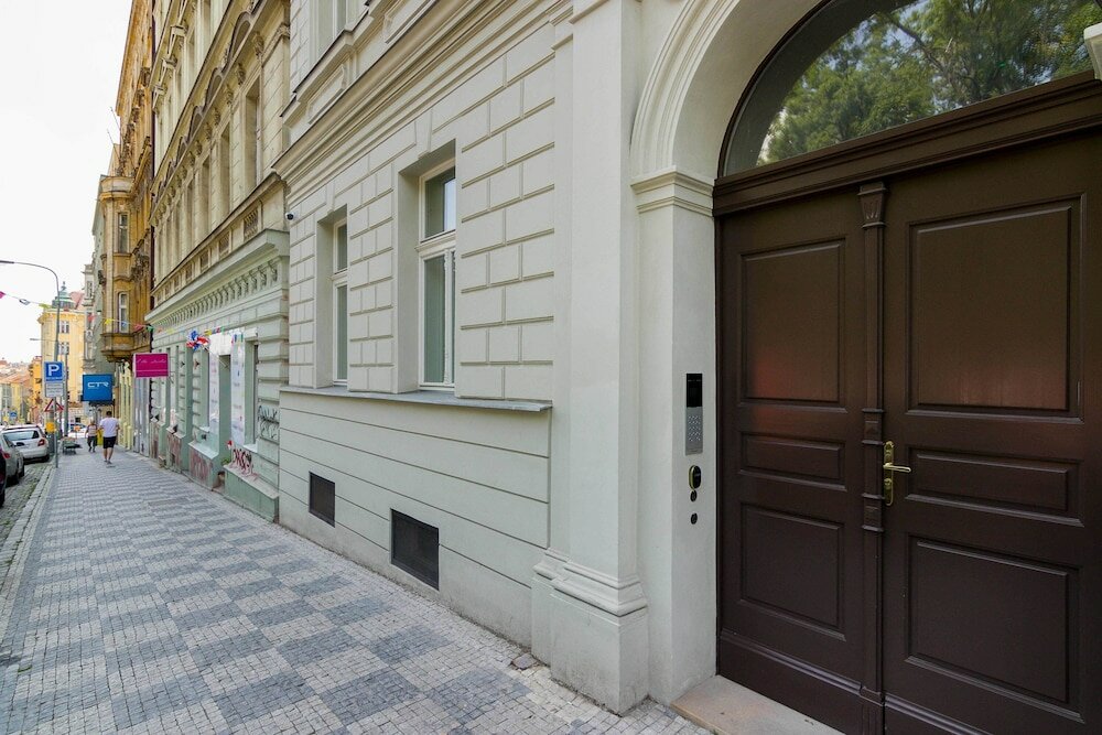 Фото Francouzska Modern Apartment