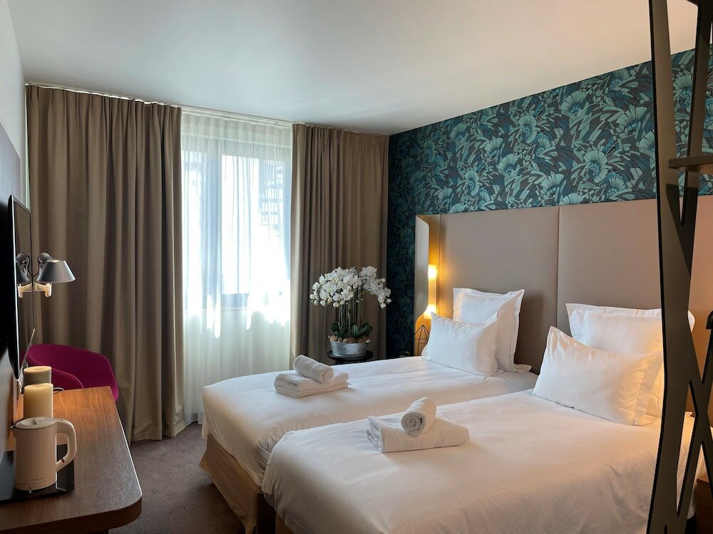 Фото отеля 2