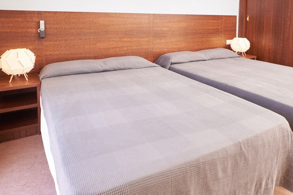 Фото Checkin Caribe Youth Hotel