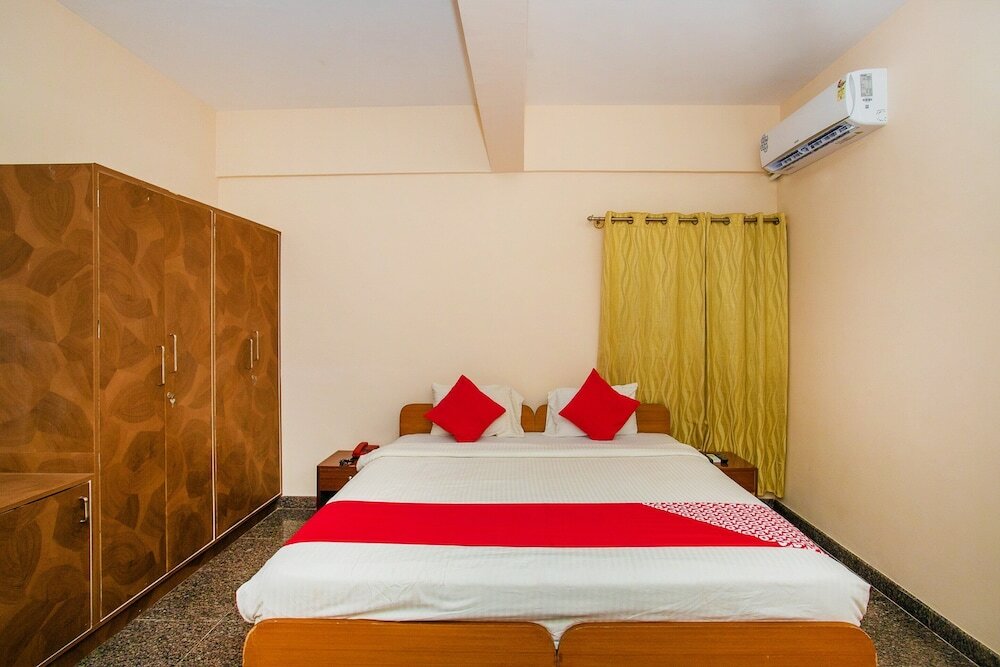 Фото Hotel G Grand by Urban Stay