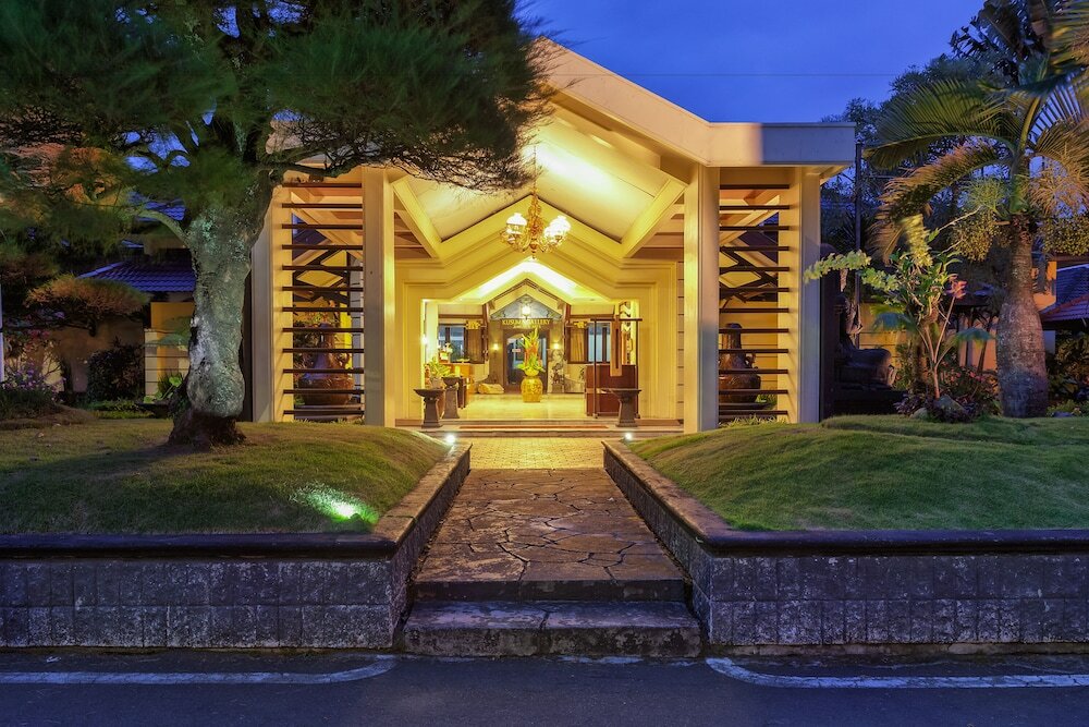 Фото Hotel Montana Dua Malang