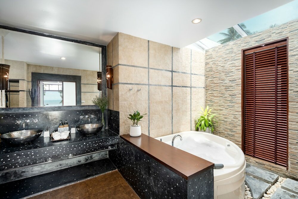 Фото The Emerald Beach Villa 4