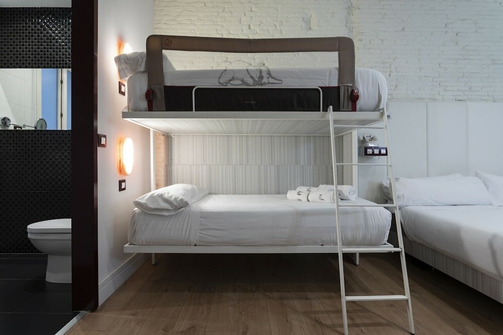 Фото Petit Palace Lealtad Plaza