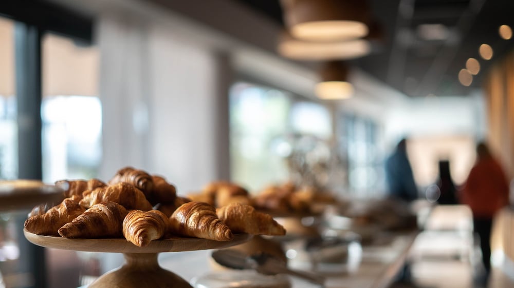 Фото Golden Tulip Montpellier Centre St Roch